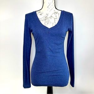 Blue Long Sleeve Stretch Tee Shirt | No SIze Or Brand Tag